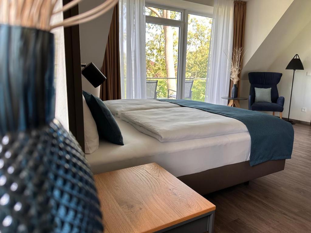 Hotel Schöne Aussicht 3*