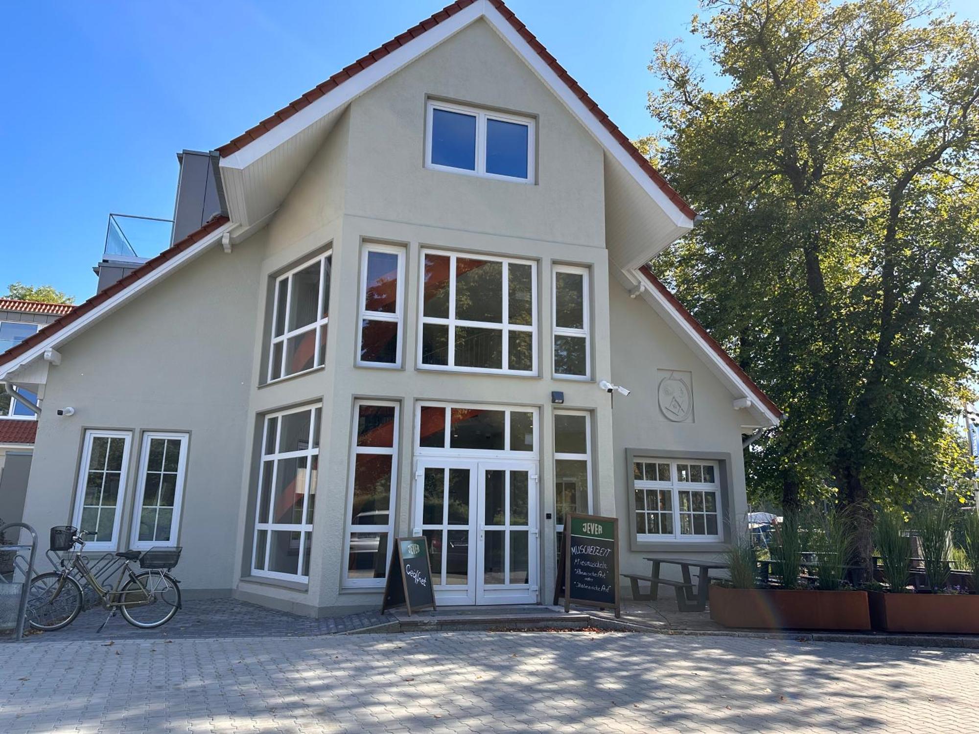 Hotel Schoene Aussicht 3* Wilhelmshaven