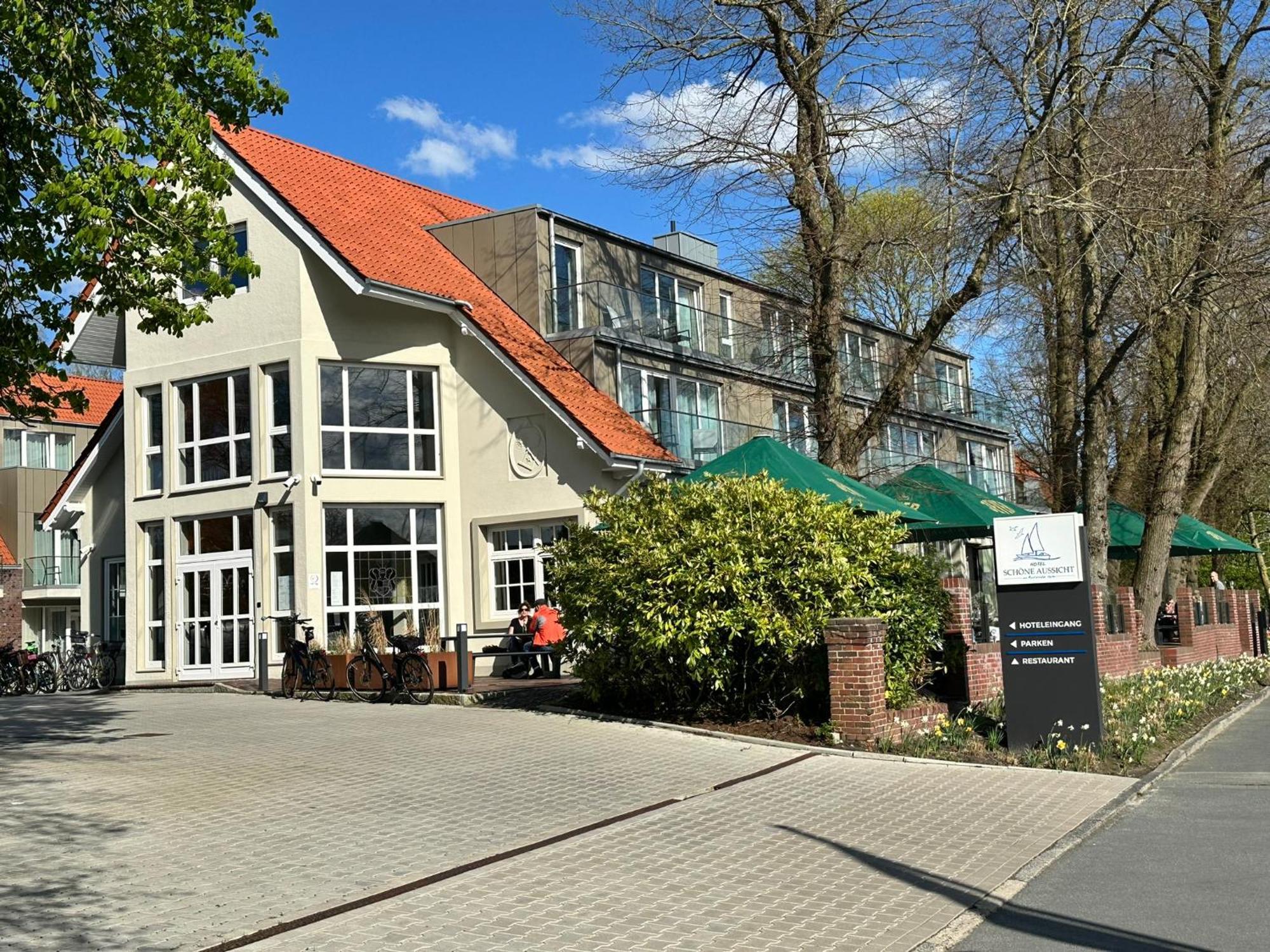 Hotel Schoene Aussicht 3*
